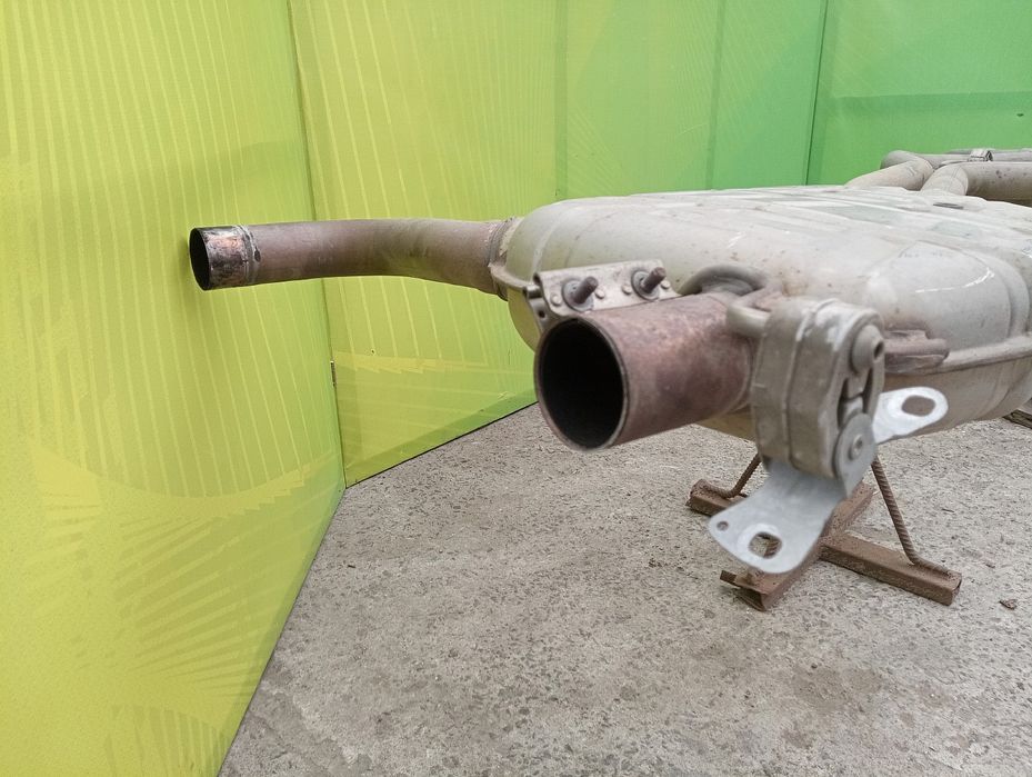 Глушник (вихлопна труба) Touareg NF Глушитель Туарег НФ Розборка