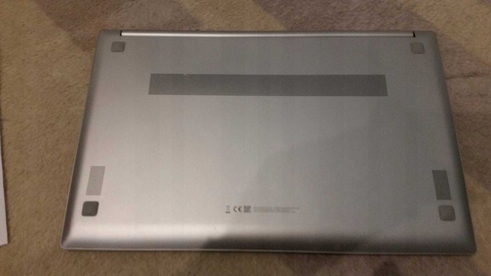 Samsung Galaxy Book 15,6 i5-1135G7 8 GB 256 GB