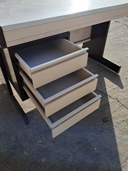 Mesa /secretaria estilo industrial