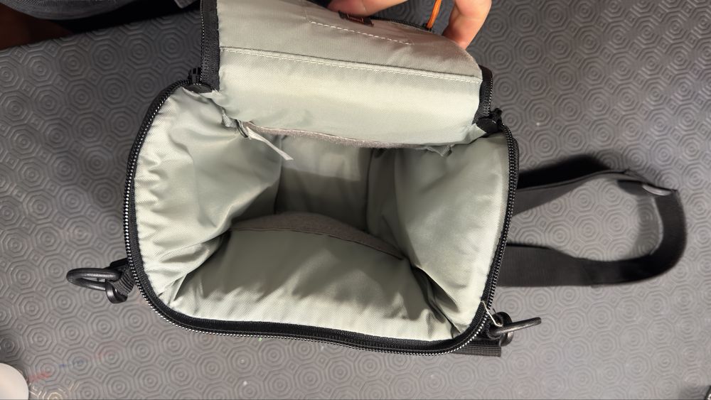 Lowepro Toploader zoom 50 aw