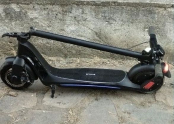 Продам електро самокат proove