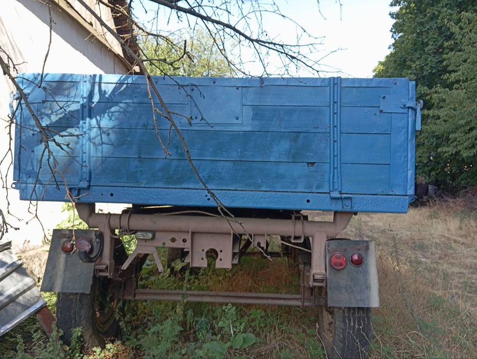 Причіп  тракторний