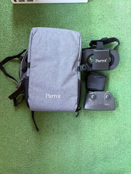 Drone PARROT Anafi (4K - Autonomia: Até 25 min - Cinzento)