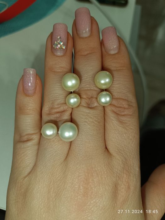 Срібна каблучка з перлинами