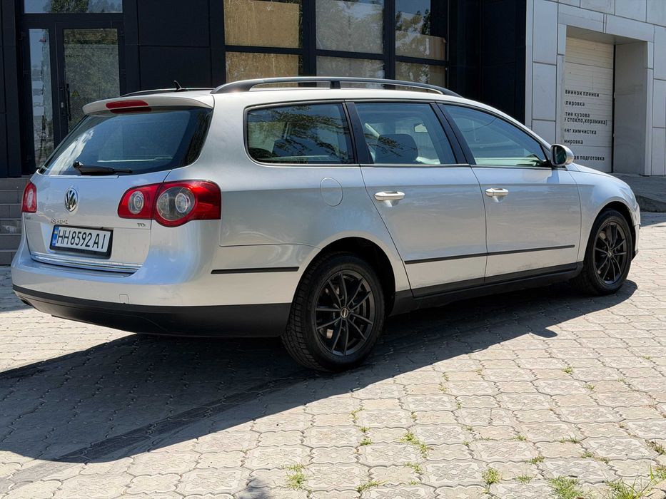 Продам VOLKSWAGEN Passat B6 2006р 1.9D механiка