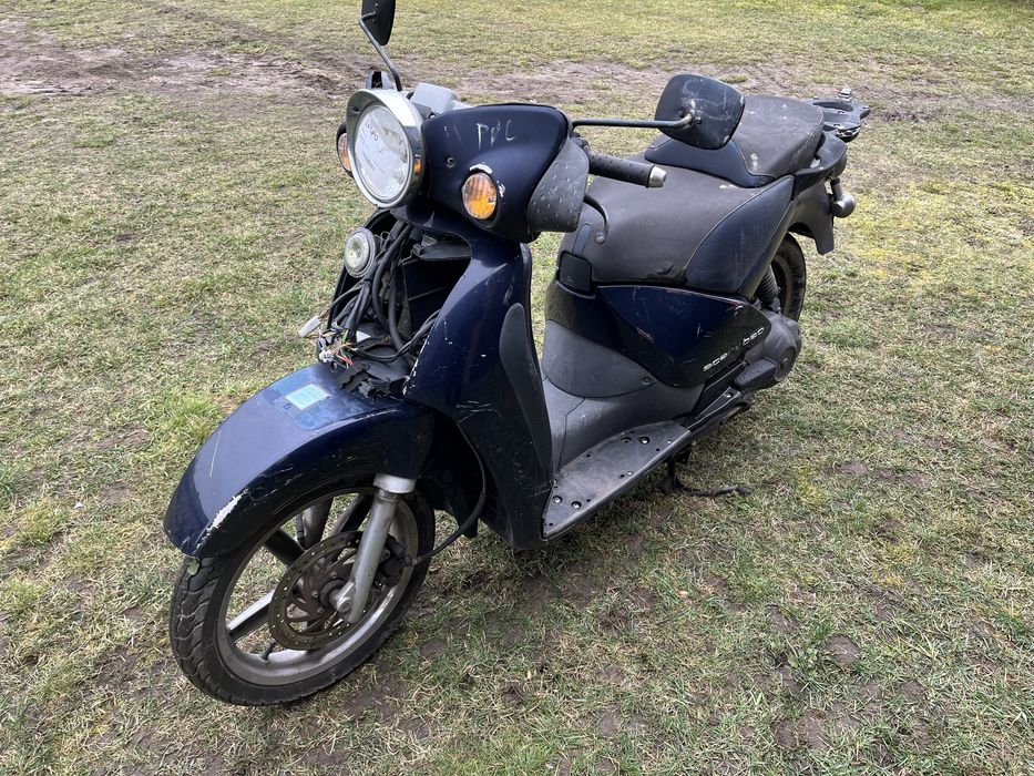 Aprilia Scarabeo 125 dużo części lampa lagi wydech silnik czasza linka