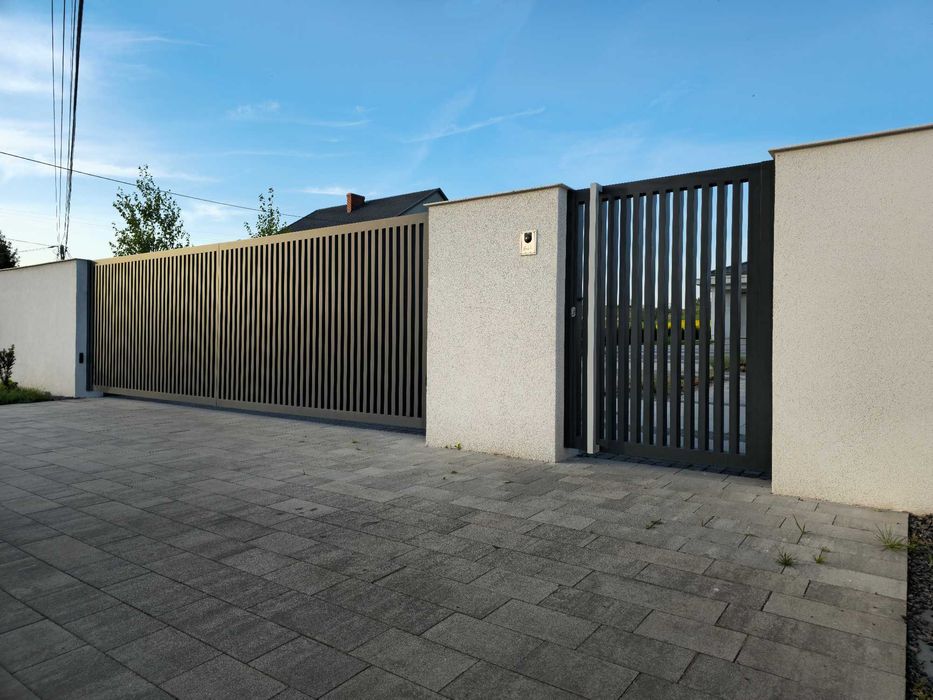 Ogrodzenie pionowe, grzebieniowe, pionowy panel - ALUMINIUM