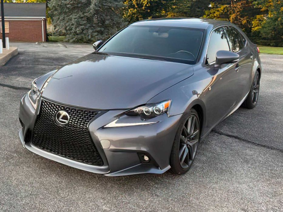 Lexus IS 300      2016