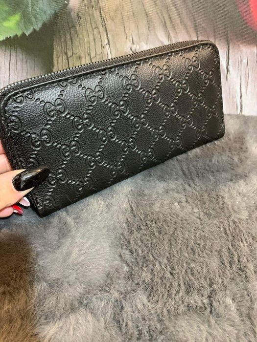 Sprzedam  damski portfel