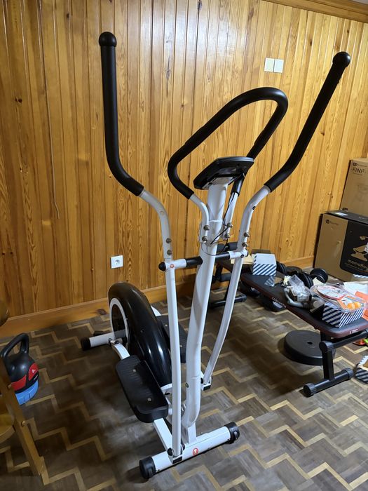 Bicicleta Elíptica de Treino Doméstico – Excelente Estado