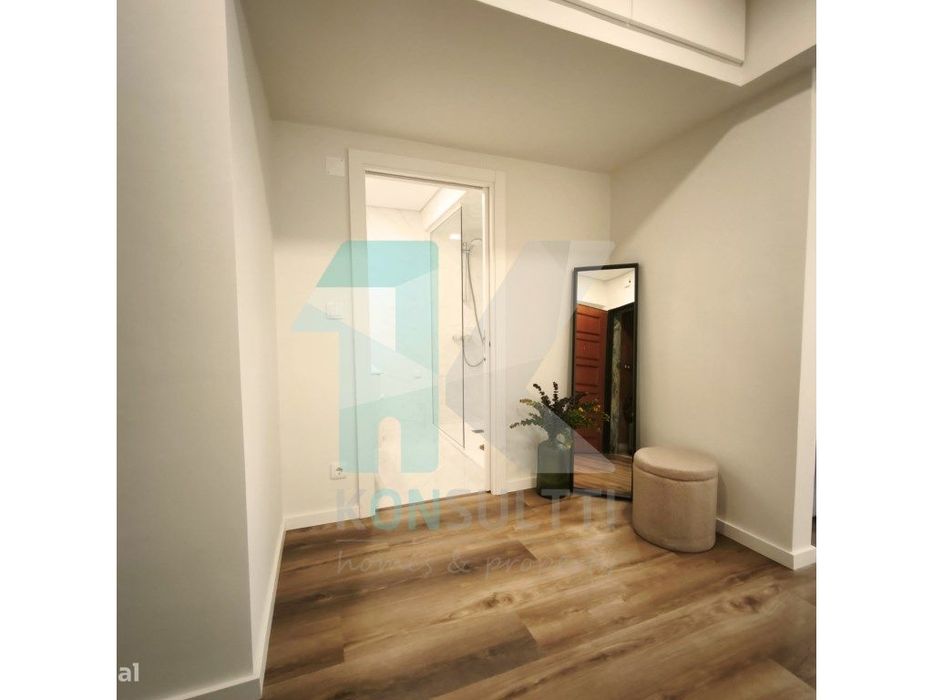 Apartamento T3 com varanda totalmente renovado e vista para o Monsa...