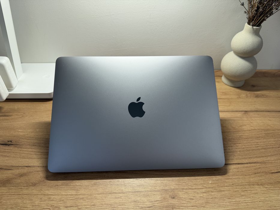MacBook Air 13’ 2020 M1 16Gb RAM 256Gb SSD 89%