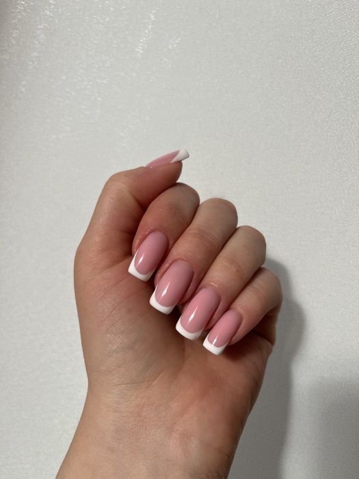 Мастер  маникюра/педикюр