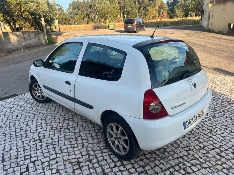 Renault Clio 2007 1.5 diesel 5 lugares