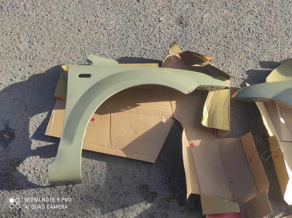 Крыло крило переднє Ford Focus MK II Фокус мк2