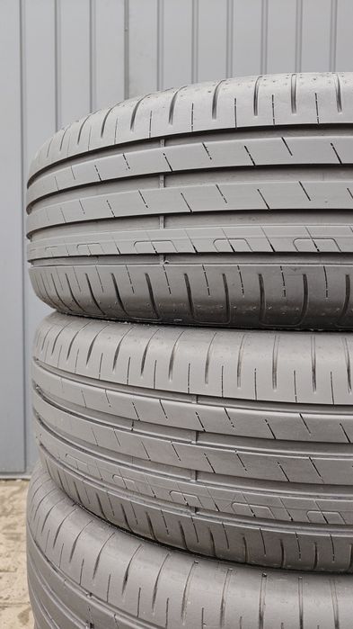 205/60/16 GoodYear Efficient Grip Performance komplet