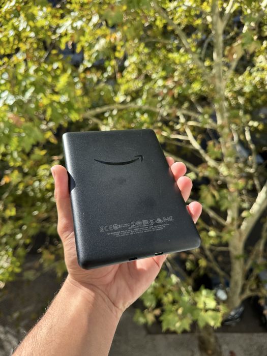 Amazon Kindle 10.ª Geração 2019 + Capa Protetora | Leitor de Ebooks