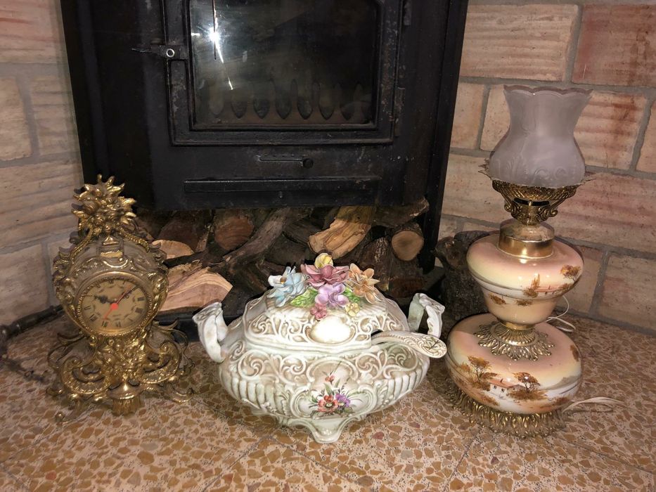 Variedad  piezas muito antigos