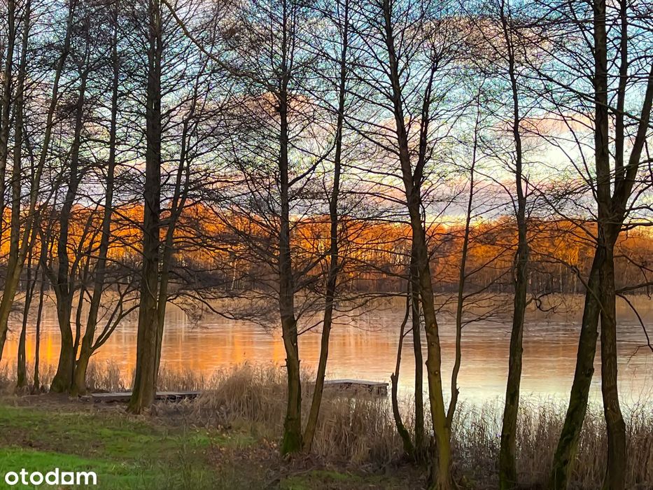 Działka budowlana z linią brzegową jeziora 1005m² | Media | MPZP