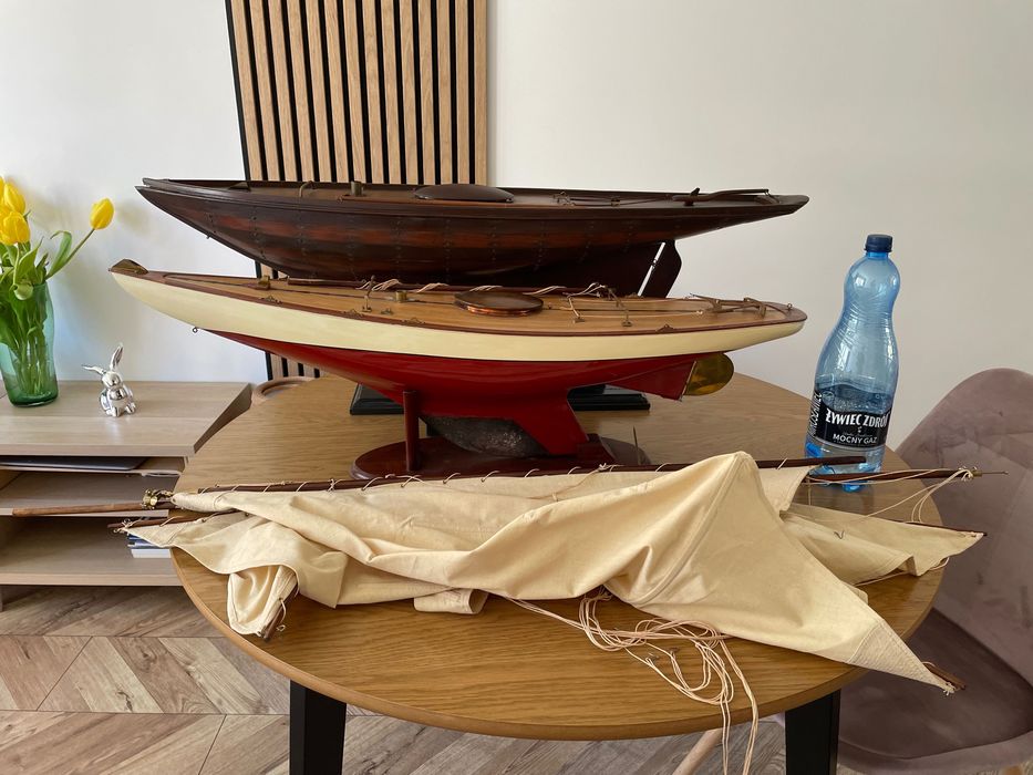 Model statku Bermuda Sloop - oryginał Authentic Models