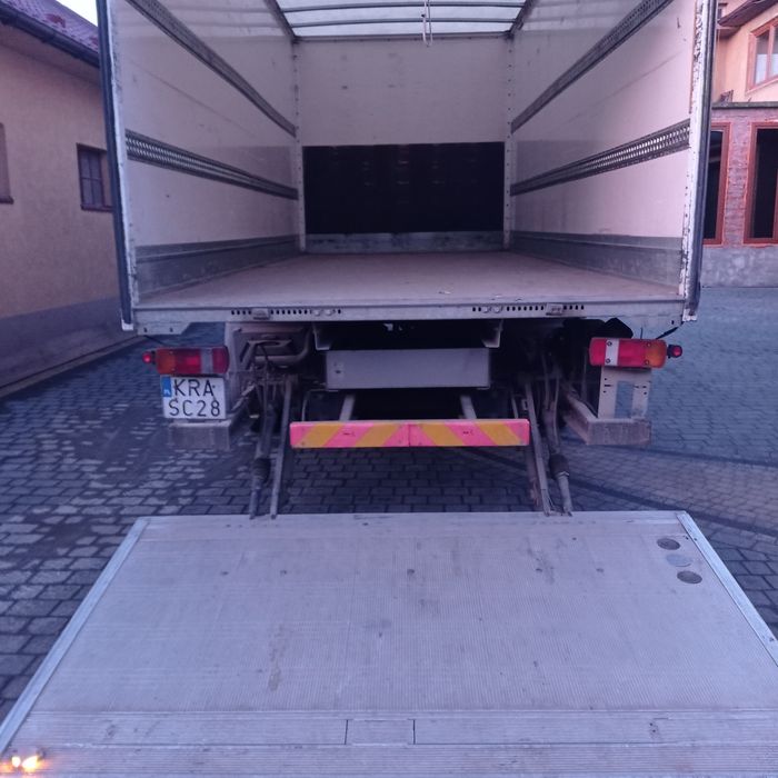 Mercedes Benz Atego 1223 z windą