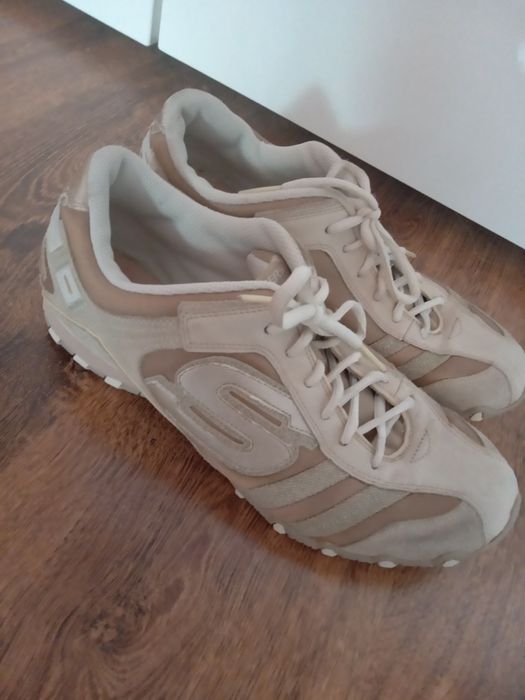 Buty męskie Skechers.