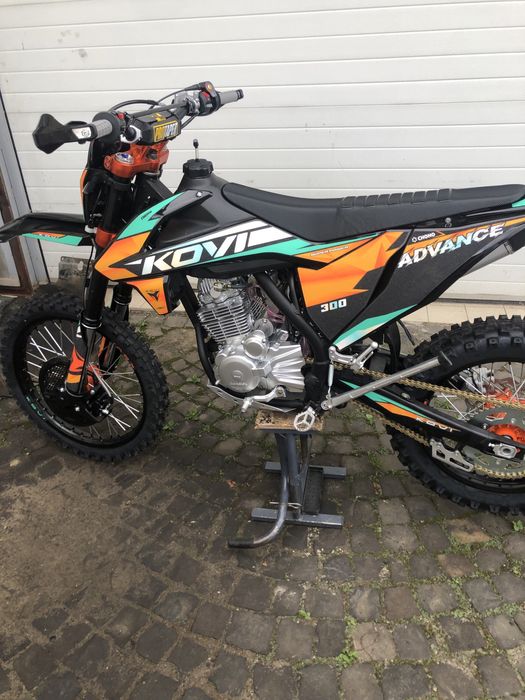 Продам кові адванс 300