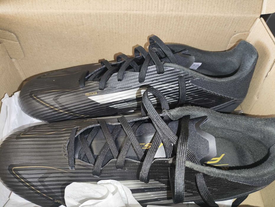 Chuteiras adidas f50 league FG/MG Novas