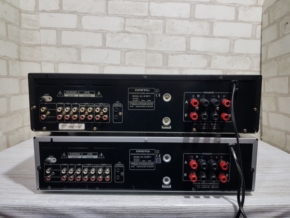 Стерео підсилювач ONKYO A-9211,*2х80 Вт, б/у з Німеччини