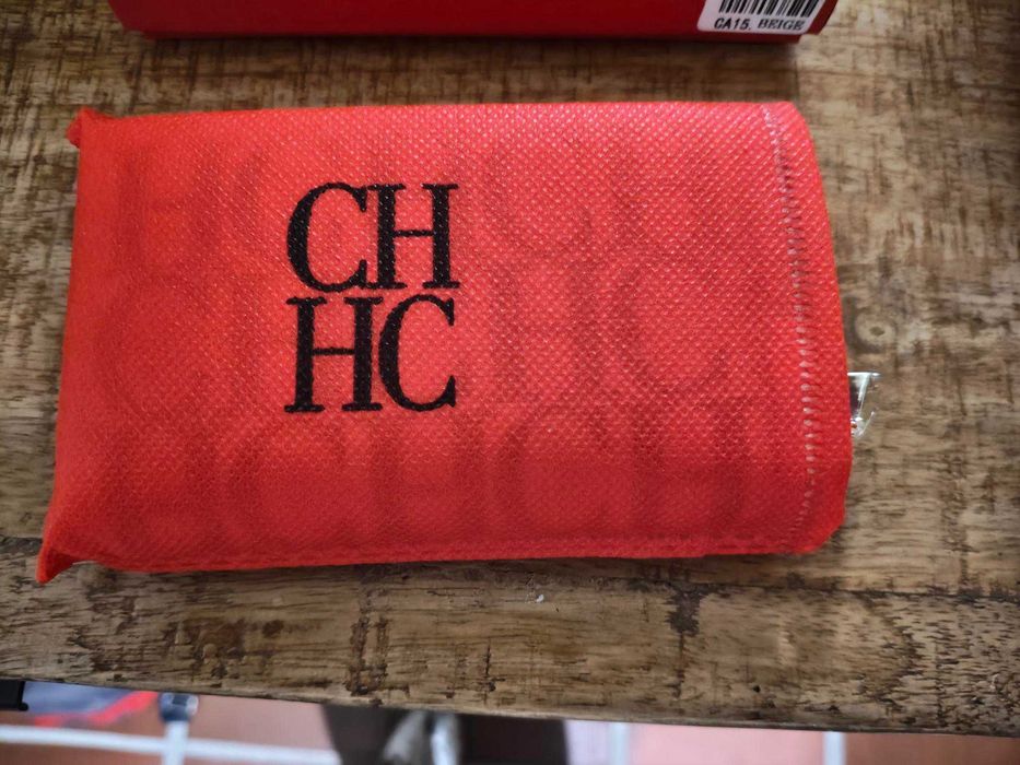 Porta chaves de fecho Carolina Herrera