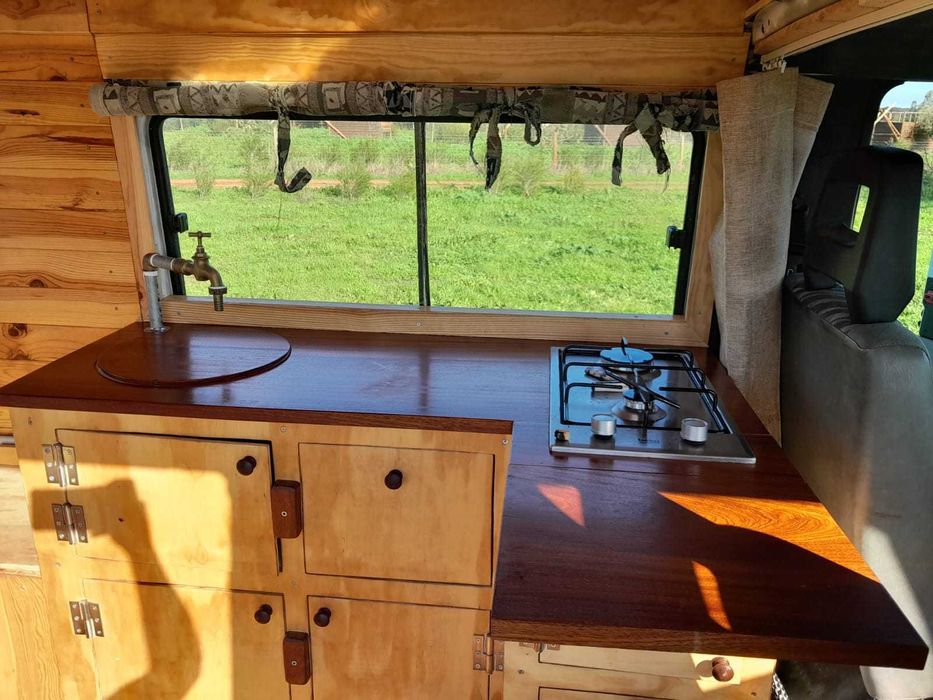 Autocaravana Mercedes MB100