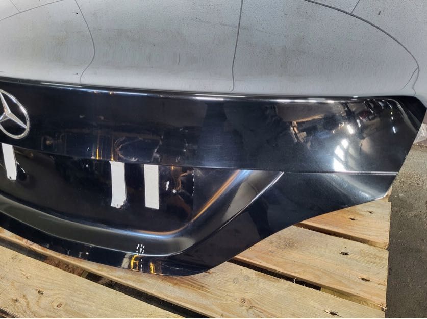 klapa bagażnika 191 MERCEDES CLA C117 W117 coupe