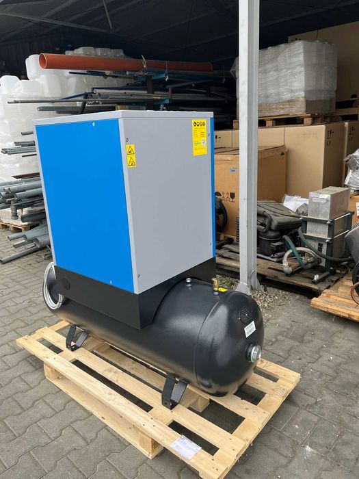 Sprężarka śrubowa MARK MSM 5.5 200, 5,5kW. 0.7m³ S011935