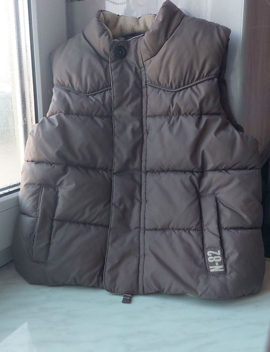 Жилетка Next безрукавка