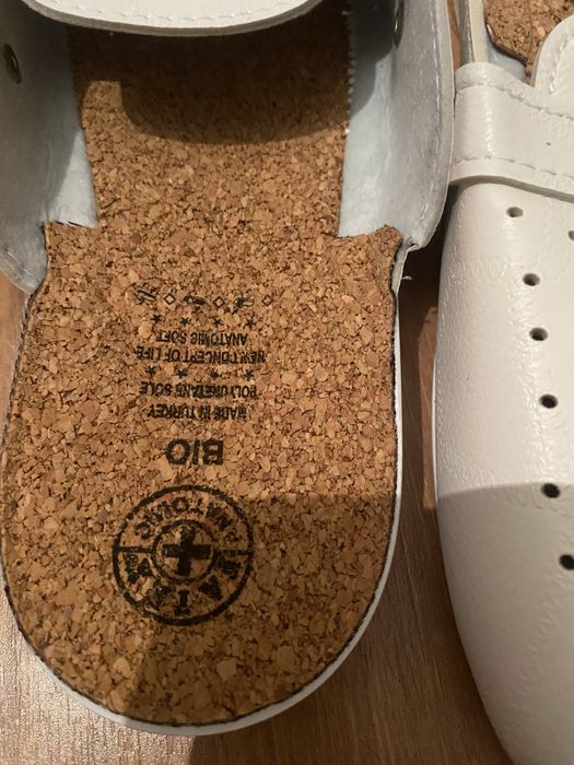 Тапочки медецинськи.