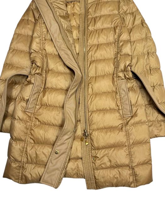 Пухова стьобана куртка з поясом Escada оригінал