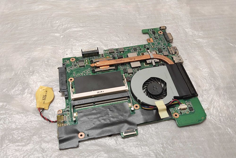 Разборка Ноутбука – ASUS Eee PC 1011/1015/1016/1215N (Lamborghini VX6)