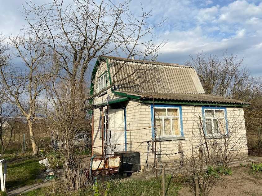 Гарна дача за Благодатним