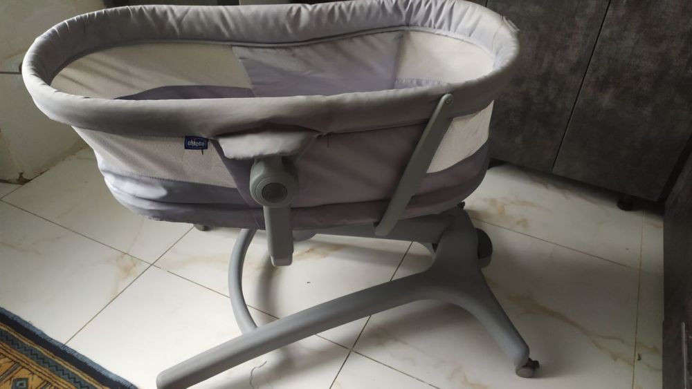 Дитяча кроватка