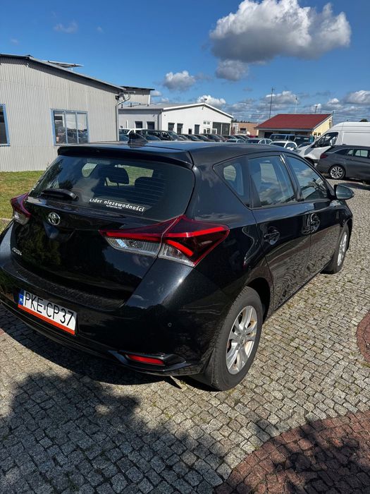 Toyota Auris Salon 6-biegów Htb
