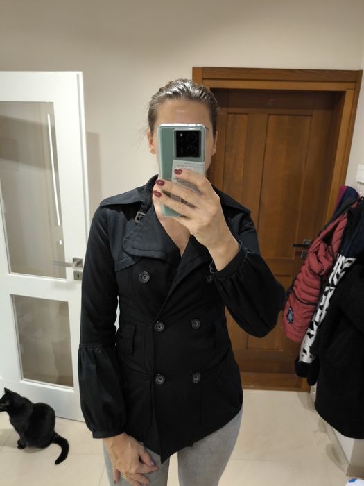 Płaszcz czarny wiosenny