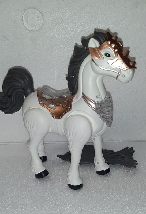 Игрушка  музыкальная  - лошадка  Пегас