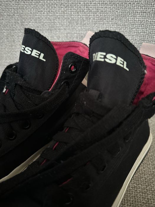 Trampki Diesel 37