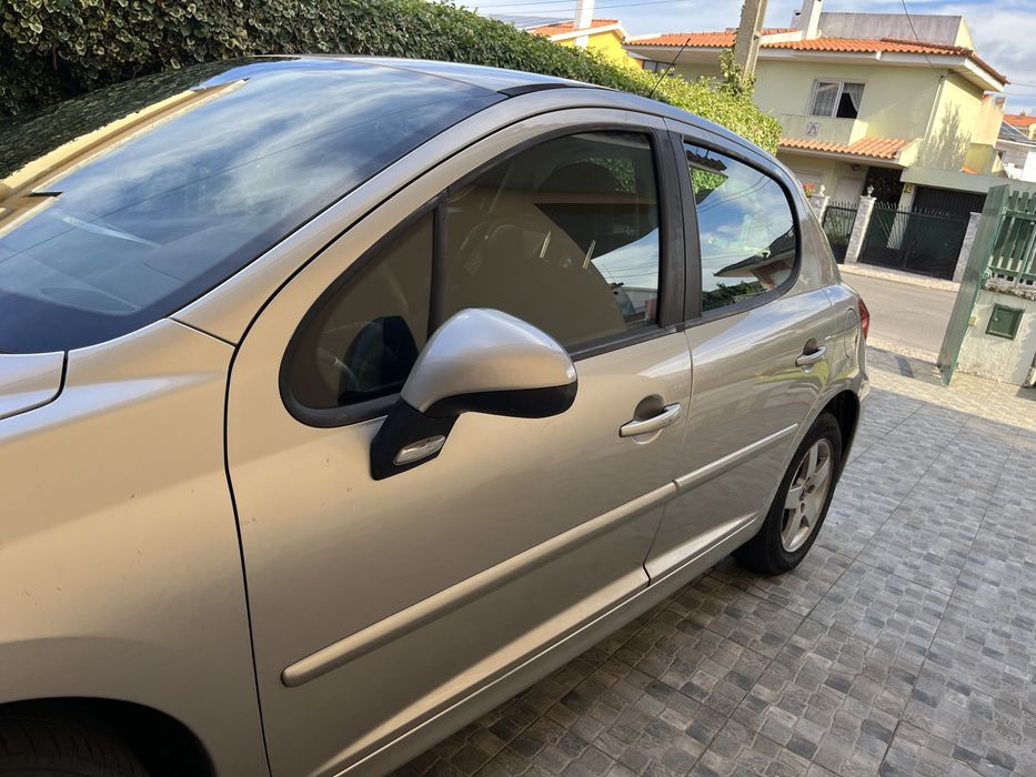 Carro peugeot 207
