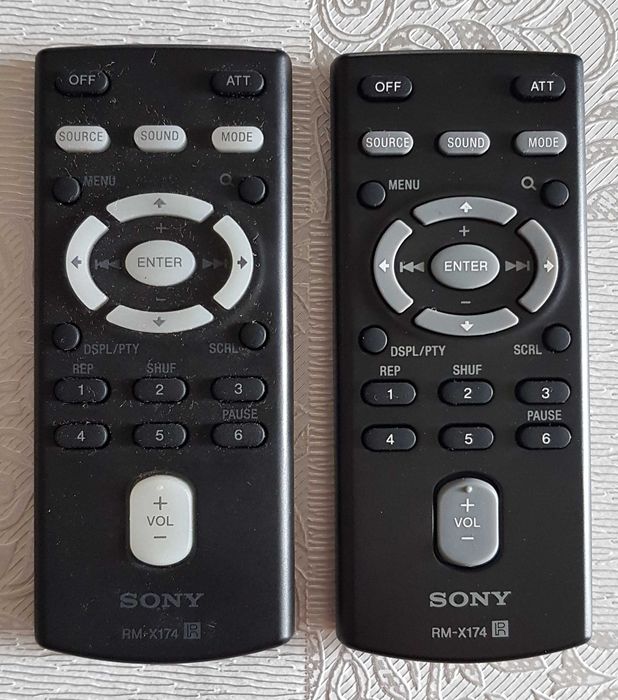 2 Comandos Sony NOVOS de Autorádios , RM-X174