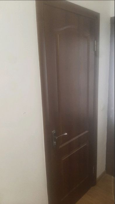 Продам міжкімнатні двері