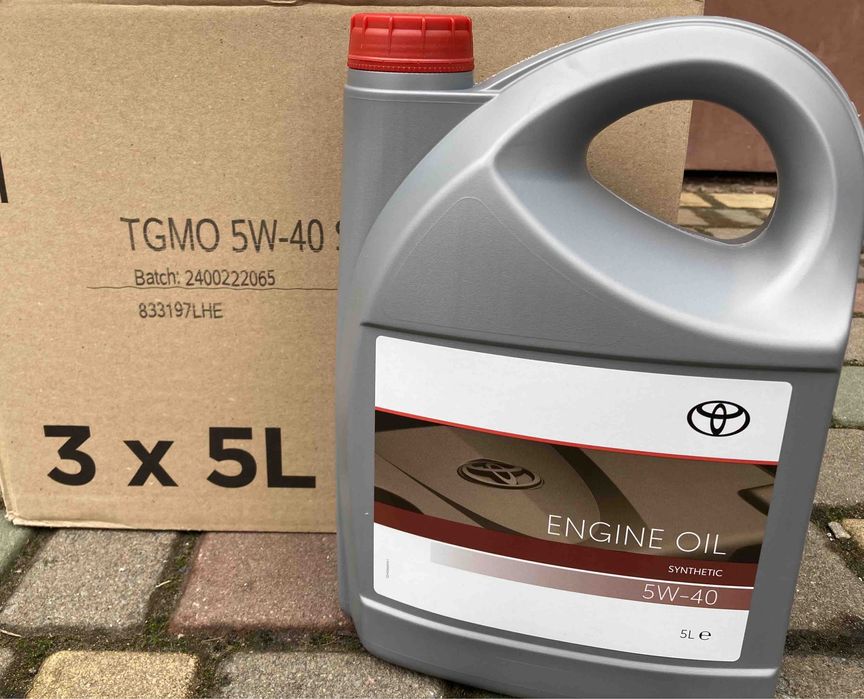Масло синтетика Toyota 5w40 5л-1659/5w30 5л PFE -1605/5w30 5л FE -1390