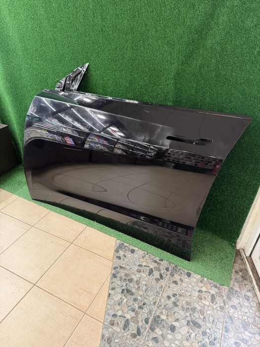 Дверь левая teela model y