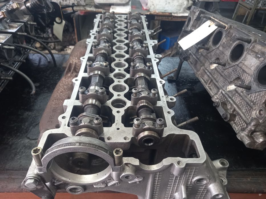 Vendo cabeça de motor bmw x5 3000cc