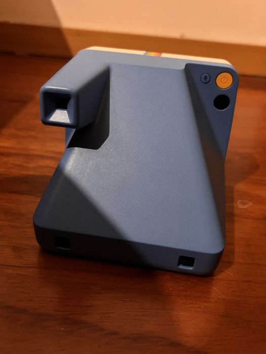 Polaroid Now com caixa